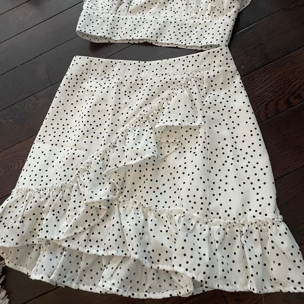 Matching set - Picture 2 of 5